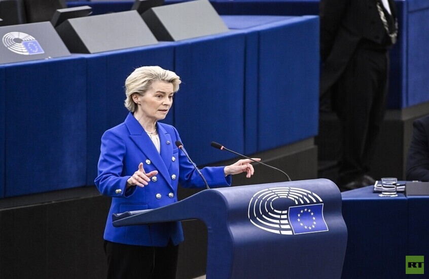 "بوليتيكو": أورسولا فون دير لاين أهانت فرنسا