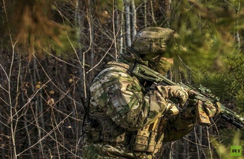 قراء صحيفة "لوفيغارو" الفرنسية يسخرون من الجيش الأوكراني ويتهمون الغرب بإشعال النزاع