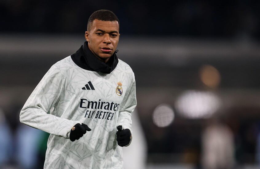 مبابي يتحول إلى "سانتا" في ريال مدريد