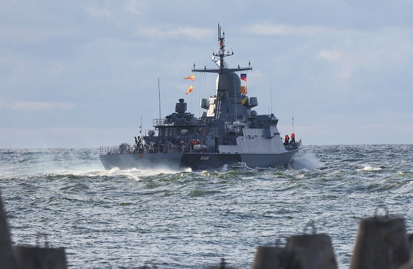 سلاح البحرية الروسي يتسلم سفينة حاملة للصواريخ المجنحة