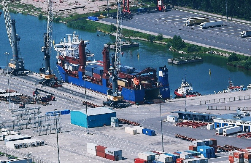 سفينة "الدب الأكبر" الروسية تغرق بين إسبانيا والجزائر (فيديو)