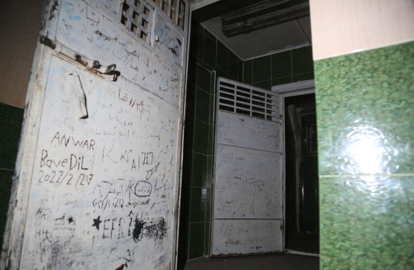 وزير العدل اللبناني يسلم ميقاتي أسماء المفقودين في السجون السورية