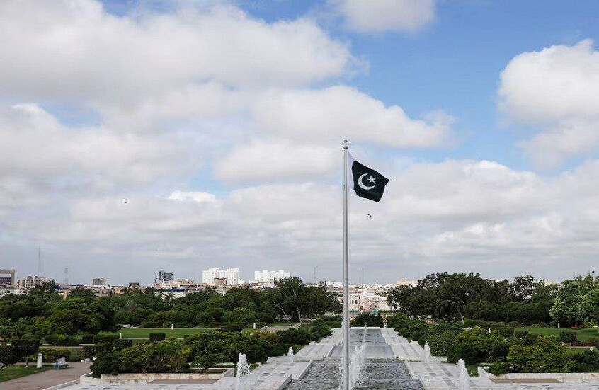 محكمة عسكرية باكستانية تصدر أحكاما بالسجن على 60 مدنيا