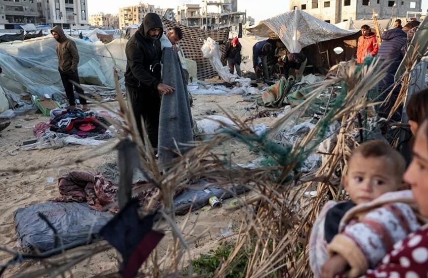 53 قتيلا ومفقودا في قصف إسرائيلي على منزل يؤوي نازحين في غزة