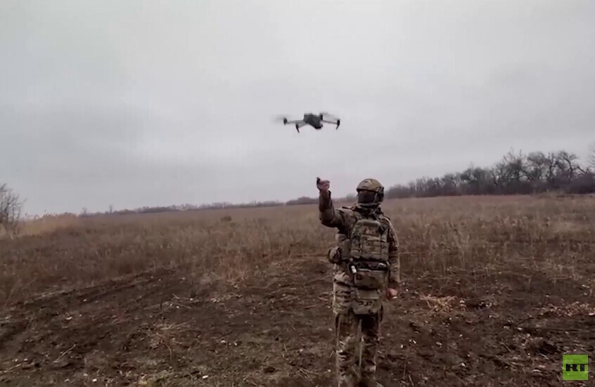 الطائرات المسيرة الروسية تدمر أحد معاقل العدو في جمهورية دونيتسك