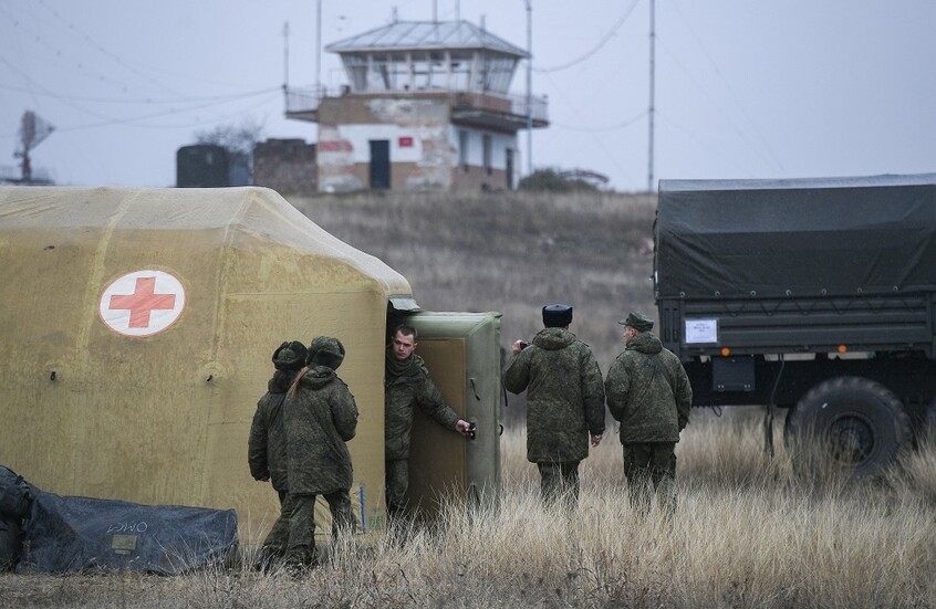 مقاتل روسي تظاهر 9 أيام بالموت ليتمكن من الفرار من القوات الأوكرانية