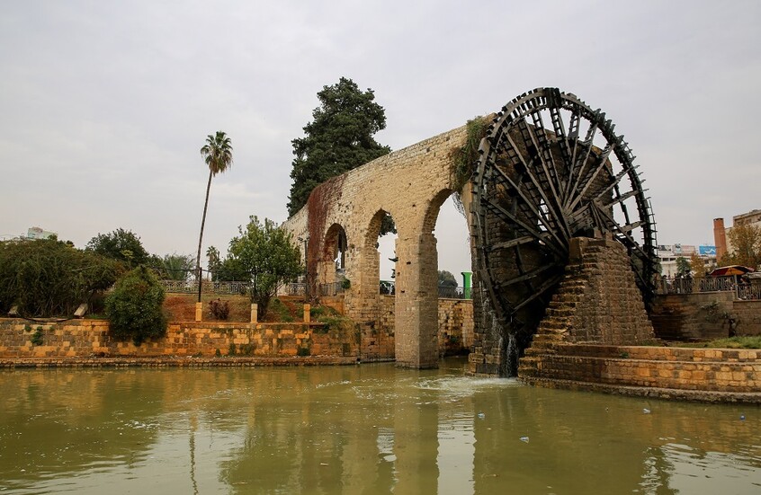 وسائل إعلام: تكريم طيار سوري معتقل منذ 43 عاما بسبب "رفضه قصف حماة" (فيديو)