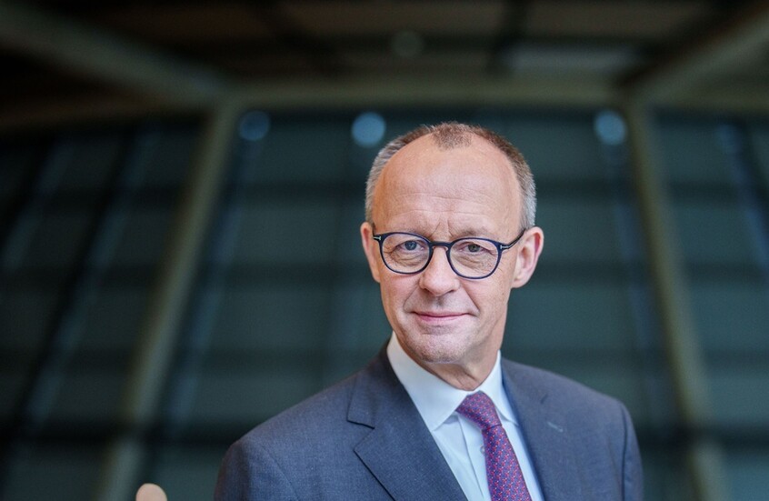 المرشح لمنصب المستشار الألماني يكشف موقفه من نشر عسكريي بلاده في أوكرانيا