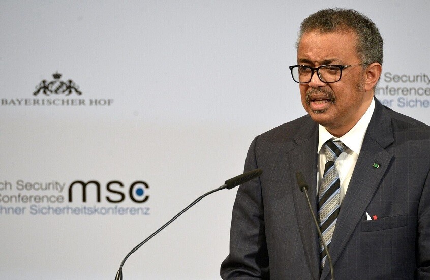 مدير منظمة الصحة العالمية يحمل تل أبيب المسؤولية الكاملة عن قصف مطار صنعاء