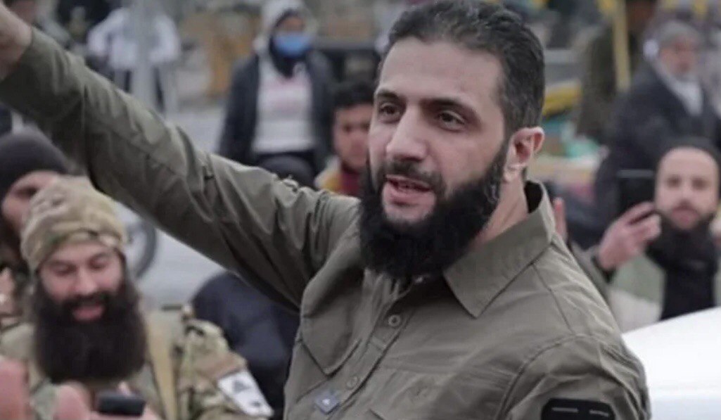 "الجولاني" يتوعد بمحاسبة المتورطين في "تعذيب الشعب السوري" ونشر قائمة بأسمائهم