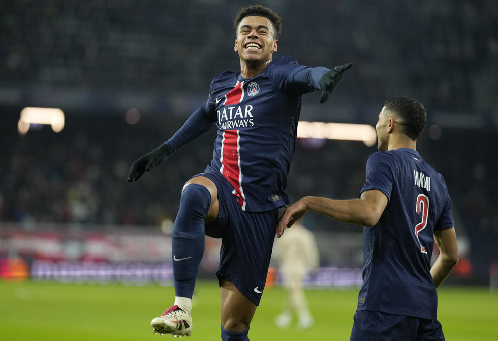 بهدايا حكيمي.. سان جيرمان يضرب سالزبورغ بثلاثية وينعش حظوظه في دوري الأبطال