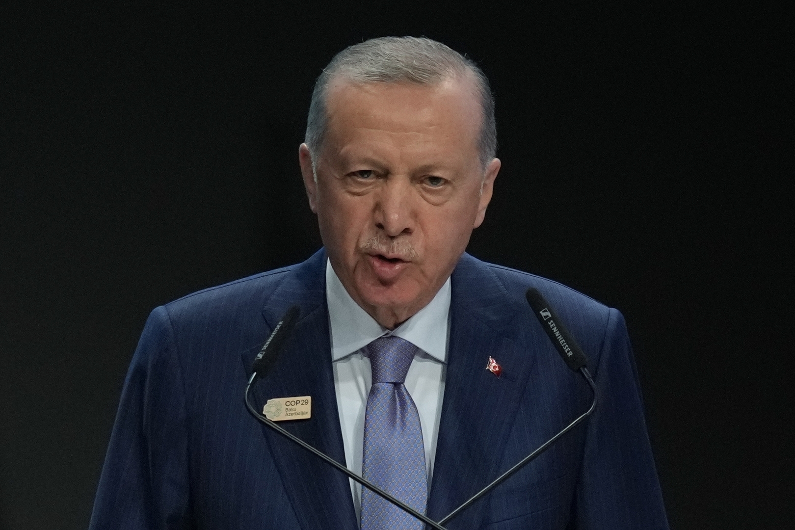 أردوغان: نتواصل مع مسؤولي الإدارة الجديدة بدمشق والسوريون سيتخذون بأنفسهم القرارات بشأن مستقبلهم