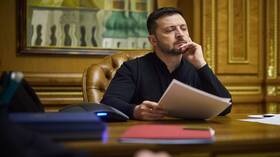 بعد لقائه المسؤولين الأوروبيين.. زيلينسكي يغير موقفه بشأن التنازلات الإقليمية وعضوية الناتو