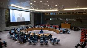 بيدرسن يدعو إلى نزع فتيل التصعيد في سوريا ويؤكد عدم وجود حل عسكري لهذا الصراع