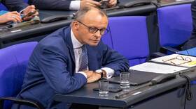 خليفة شولتس المحتمل: لم أوجه "إنذارات" لبوتين