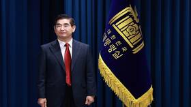 وزير دفاع كوريا الجنوبية يعتذر ويعلن استقالته