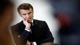 لأول مرة منذ 1962.. حكومة بارنييه تسقط وماكرون سيخاطب الفرنسيين