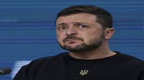 "إلـ موندو": الغرب يستعد لمغادرة زيلينسكي إلى لندن في حال تم التوصل إلى وقف لإطلاق النار