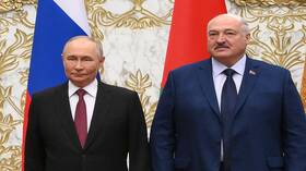 بوتين يعلن إمكانية نشر منظومة "أوريشنيك" في بيلاروس