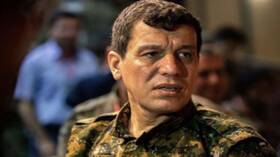 سوريا.. قائد "قسد" يعلن وقف القتال في منبج بهدف "الدخول في عملية سياسية من أجل مستقبل البلاد"