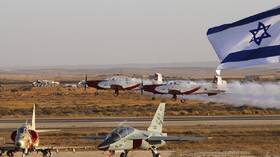 الجيش الإسرائيلي: هاجمنا منصات صاروخية معبأة وجاهزة للإطلاق في لبنان (فيديو)