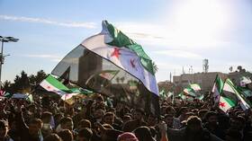 أحمد الشرع: الثورة السورية انتصرت وينبغي بناء سوريا لتصبح دولة لا "مزرعة"