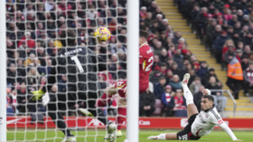 ليفربول يتعرض لضربتين مبكرتين في مباراته ضد فولهام