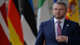 رئيس سلوفاكيا يدعو أوروبا للاستعداد لمواجهة تحديات كبرى حال انتهاء النزاع الأوكراني