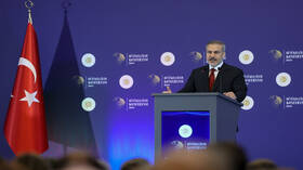 فيدان: الأسد رفض التواصل مع الجانب التركي خلال السنوات الأخيرة