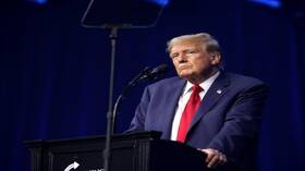 ترامب: زيلينسكي ليس مدعوا لحضور حفل تنصيبي ولست متأكدا من حضور الرئيس الصيني