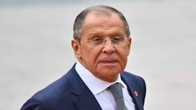 لافروف يناقش الوضع في أوكرانيا مع نظيره السويسري