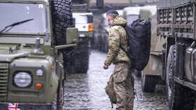 "تايمز": المدربون البريطانيون في أوكرانيا يخشون استهدافهم بضربات روسية