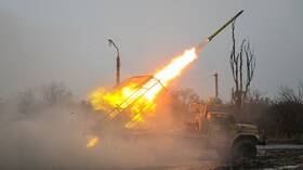 الدفاع الروسية تعلن تحرير بلدة جديدة في دونيتسك والقضاء على 1660 عسكريا أوكرانيا خلال 24 ساعة