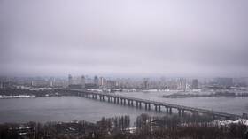 مكتب زيلينسكي يقرّ بحتمية المفاوضات مع روسيا