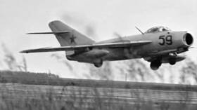 مقاتلات "ميغ" تعطل طلعة أمريكية قتالية إلى فيتنام!