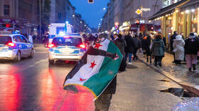 رئيس الحزب الديمقراطي الحر في ألمانيا يحث اللاجئين السوريين على العودة إلى بلادهم