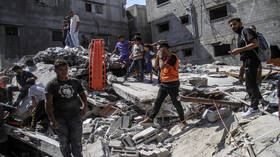 مقتل 5 فلسطينيين وإصابة آخرين بقصف إسرائيلي استهدف منزلا في مدينة غزة