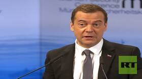 مدفيديف: لا يمكن التسامح مع ما فعلته السفينة النرويجية