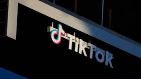 ترامب يطلب من المحكمة العليا الأمريكية تأخير حظر TikTok