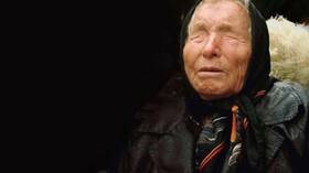 بابا فانغا وترامب.. "توقعات مقلقة" للعام 2025