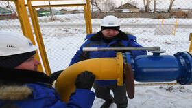 تدفق الغاز الروسي عبر أوكرانيا يتوقف عند الساعة الثامنة بتوقيت موسكو