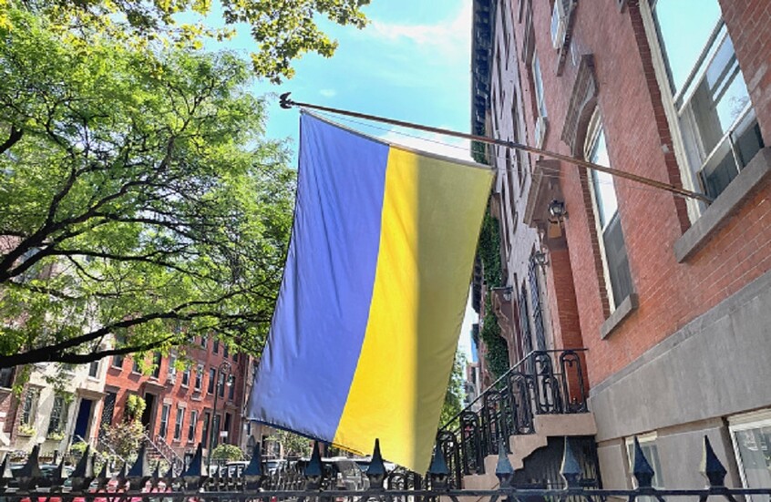 ضابط استخباراتي سابق يؤكد وجود معسكر لإعداد النازيين من الطفولة في نيويورك