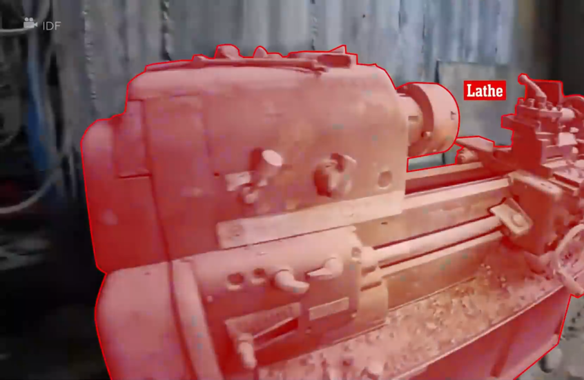 الجيش الإسرائيلي يعرض لقطات من داخل مصنع لإنتاج الأسلحة تحت الأرض في غزة