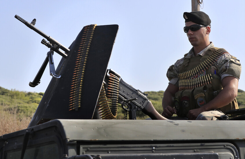 مراسلنا: الجيش اللبناني ينهي انتشاره في 3 نقاط في بلدة الناقورة بعد انسحاب القوات الإسرائيلية منها