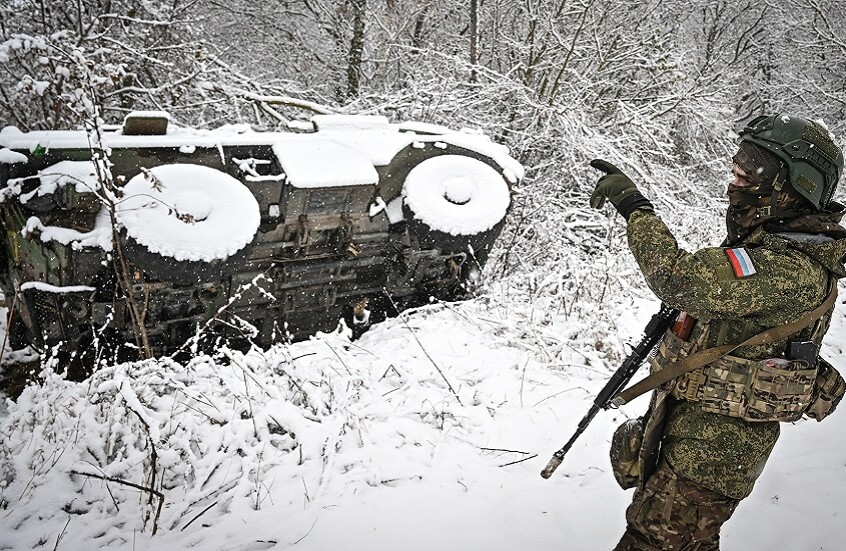 "تاس": استسلام 26 جنديا أوكرانيا في كورسك بعد فشل هجوم مضاد