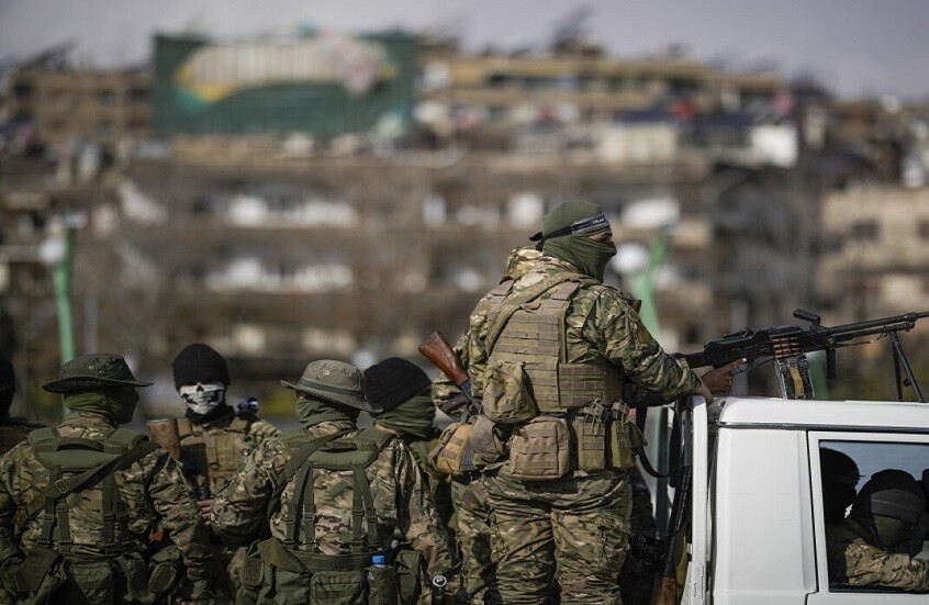 "الوطن": خروج دفعة من الموقوفين في محافظة حمص بسوريا (فيديو)