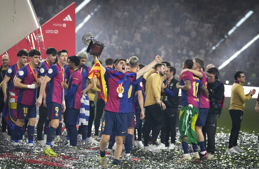 بعد الفوز الكبير.. نجم برشلونة يشكر بيريز على اللفتة النبيلة