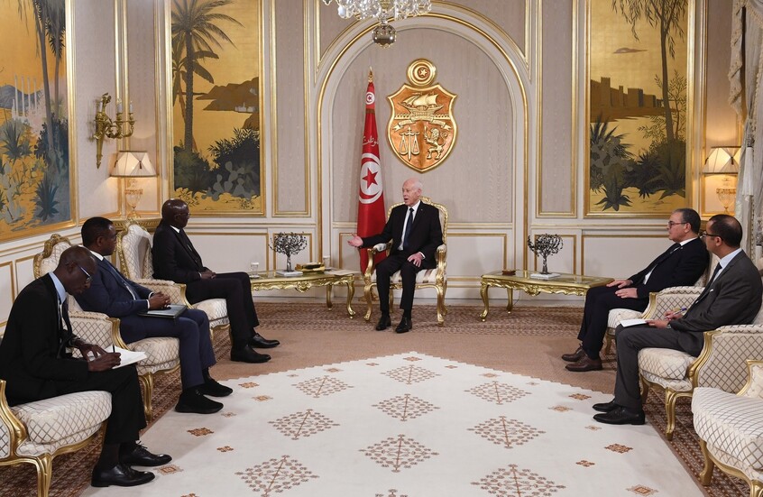 رئيس تونس: إفريقيا تعج بكل أنواع الثروات وآن الأوان لتستفيد منها شعوبها في المقام الأول (فيديو)