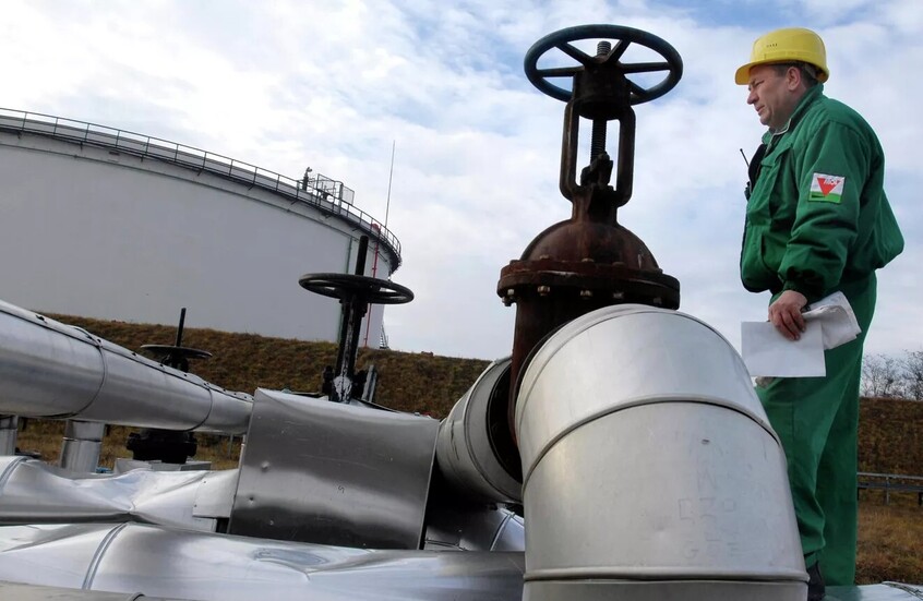 هنغاريا وصربيا تتفقان على تسريع بناء خط أنابيب نفط مشترك