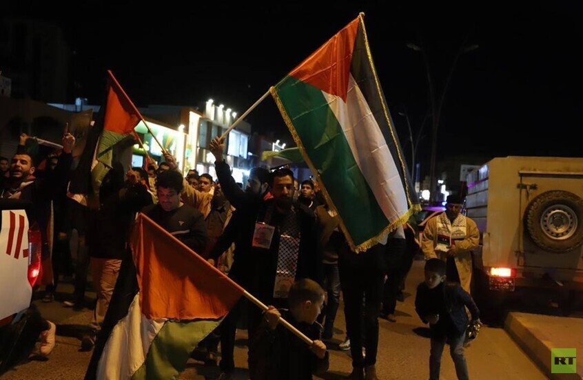 ليبيا.. أهالي مصراتة يحتفلون بالشوارع والساحات باتفاق وقف إطلاق النار في غزة (صور + فيديو)